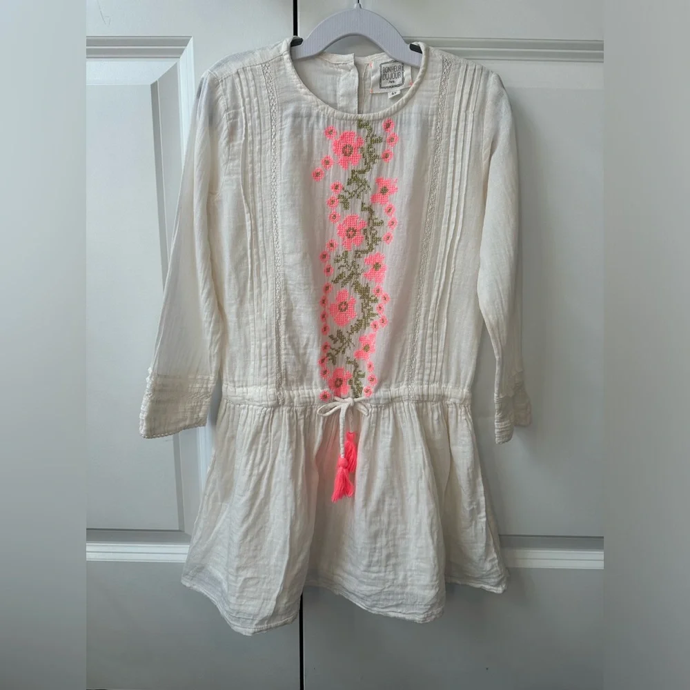 Bonheur Du Jour Paris Girls White Floral Embroidered Dress (Size 6)